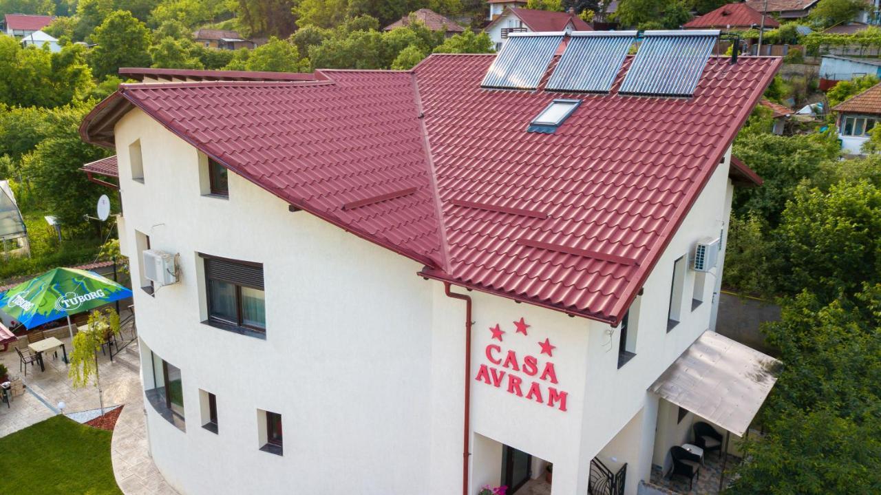 Casa Avram Villa Ramnicu Valcea Exterior photo